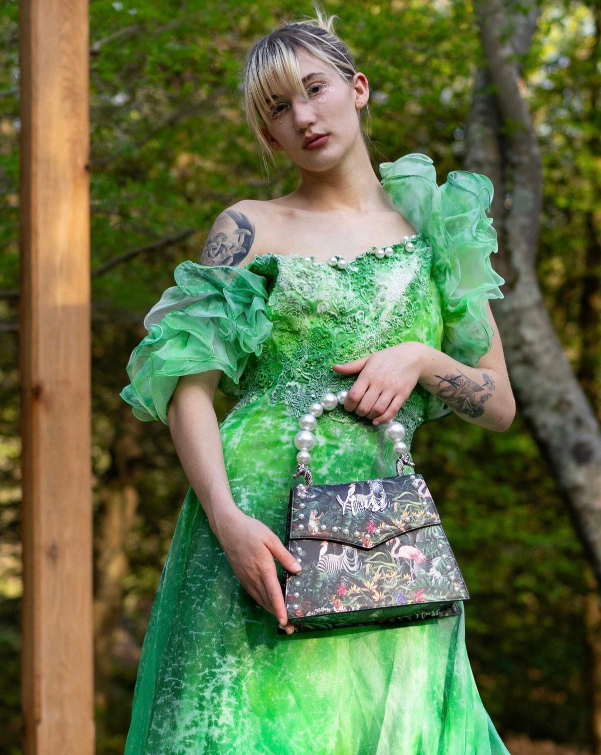 PEARLA HANDBAG | JUNGLE, BLACK PEARL HANDLE