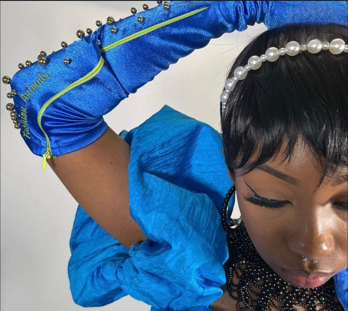 BLUE VOLTAGE GLOVES